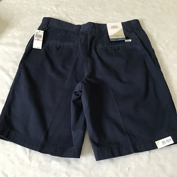 Izod Salwater Men’s Short - Picture 2 of 4